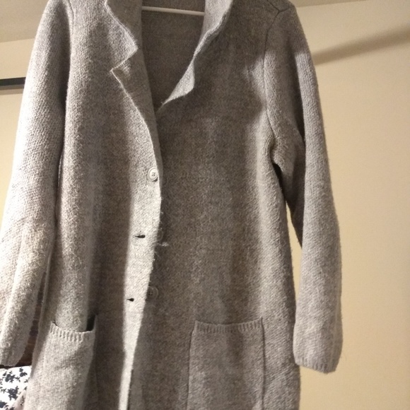 Bundle of clothes - Picture 2 of 8